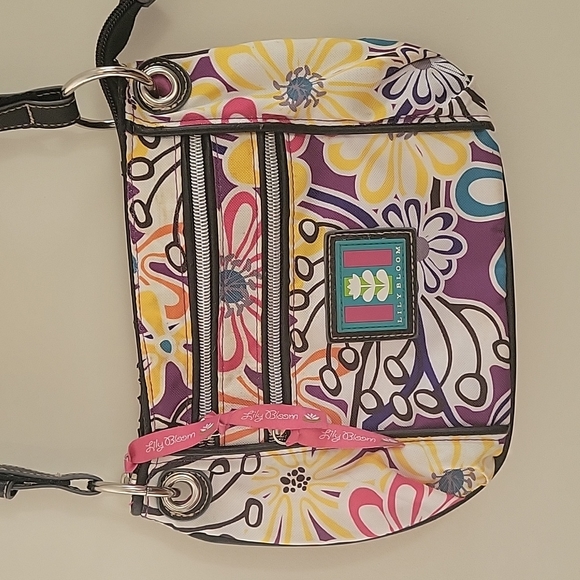 Lily Bloom Floral Kyra Ring Crossbody Bag - Picture 11 of 14